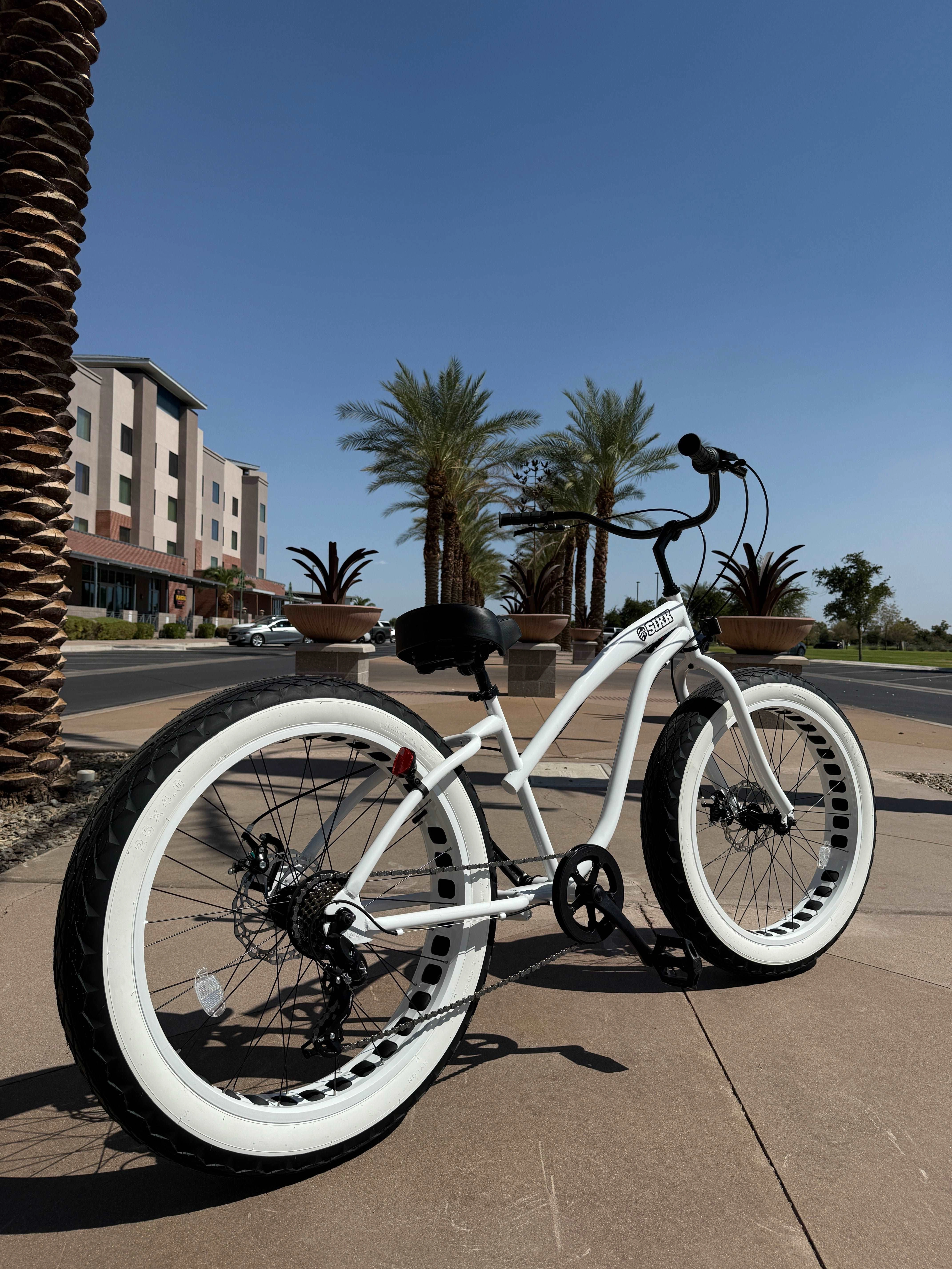 SIKK UFO Fat Tire: ¡Tormenta sobre ruedas! Crucero unisex con 7 velocidades. ¡Nuevo color!